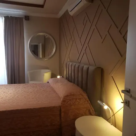 Apart Otel Art Gallery 1 Tiran