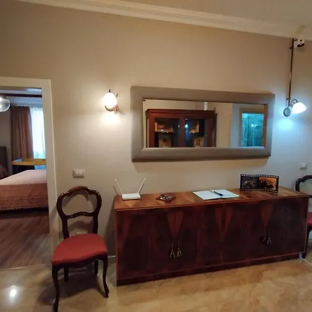 Art Gallery 1 Apart Otel Tiran