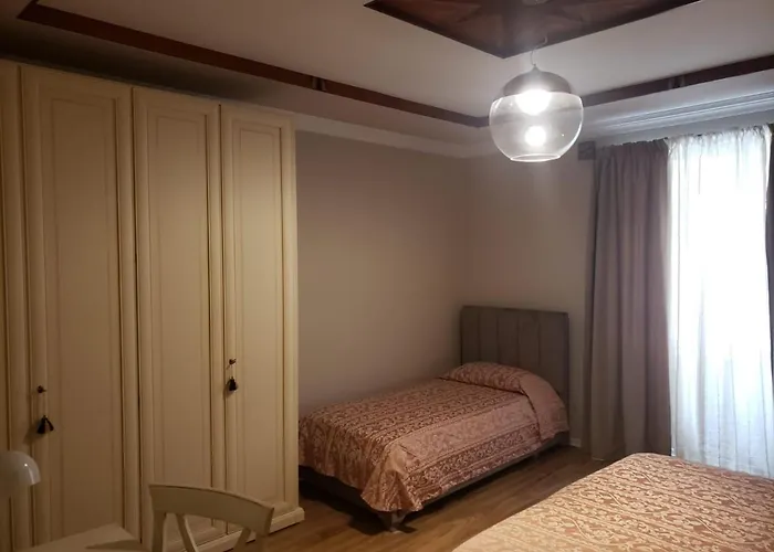 Art Gallery 1 Апарт-отель 4*