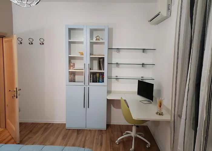 Art Gallery 1 Апарт-отель Тирана