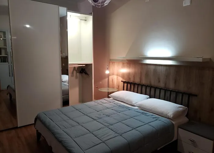 Art Gallery 1 4* Тирана