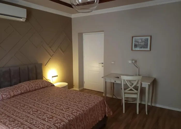 Art Gallery 1 Тирана